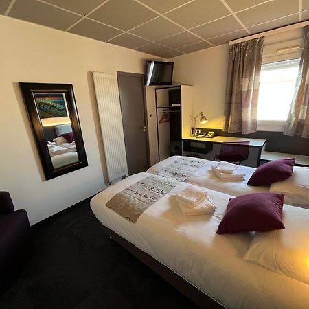 Brit Hotel Le 沃苏勒 外观 照片